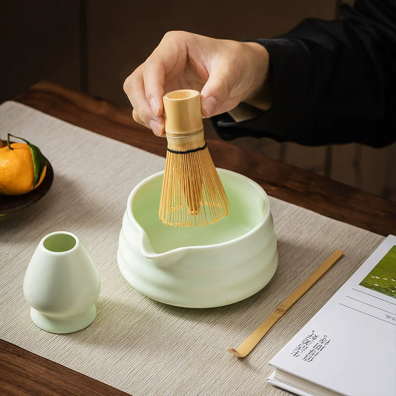 Set Matcha Japonais Vert – Bol & Support de Fouet Traditionnels