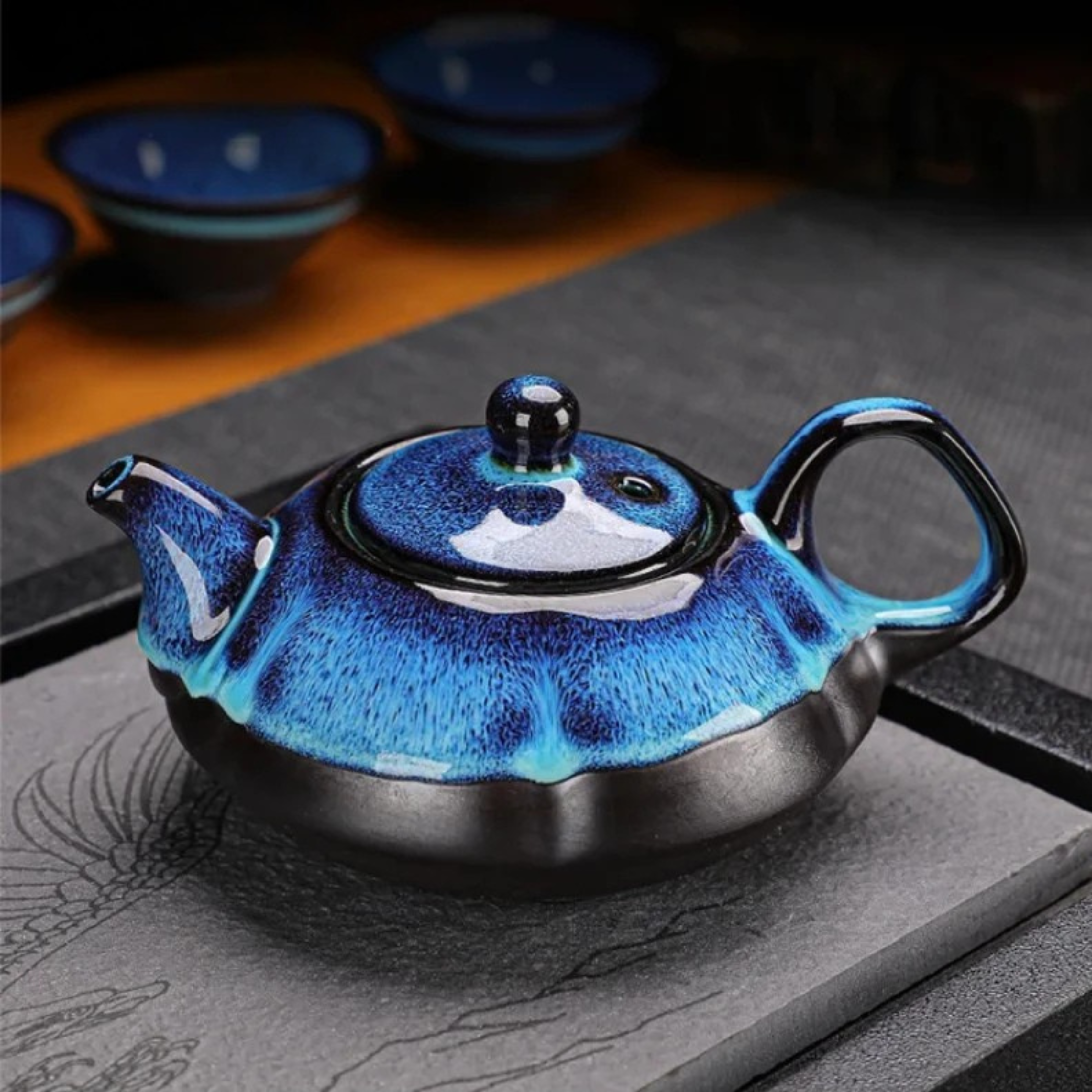 Service à Thé Japonais en Céramique Bleue – Théière et 4 Tasses Artisanales (5 pièces)