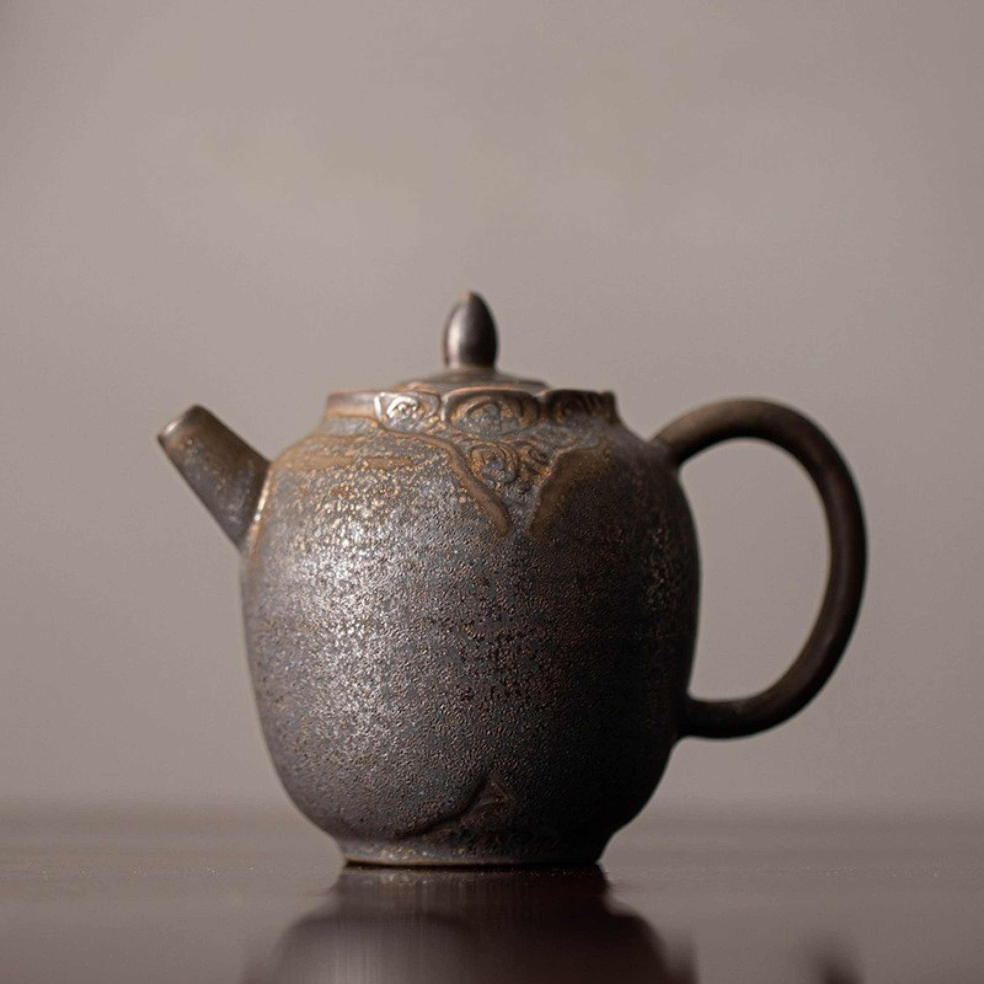 Théière Japonaise en Fonte Antique 200 ml – Bouilloire Artisanale Traditionnelle