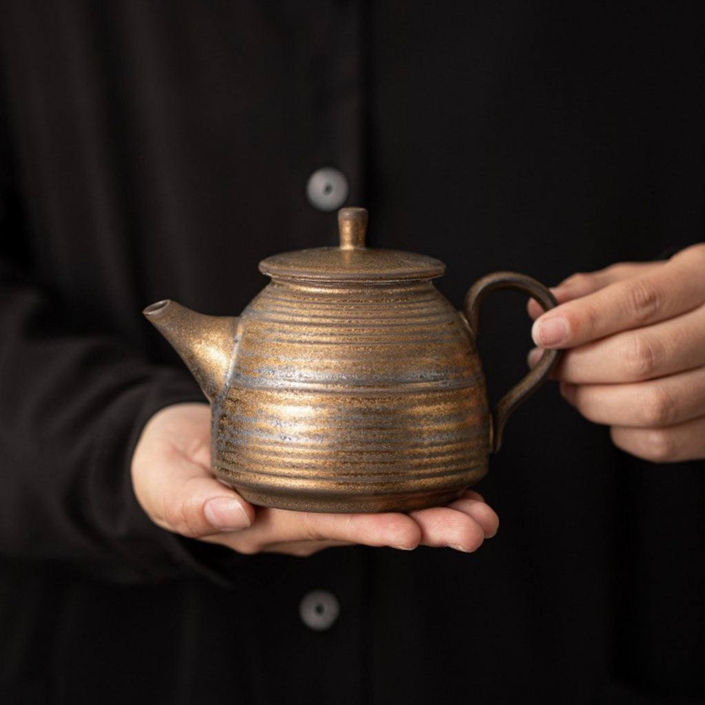 Théière Japonaise en Fonte Antique 300 ml – Bouilloire Artisanale Traditionnelle