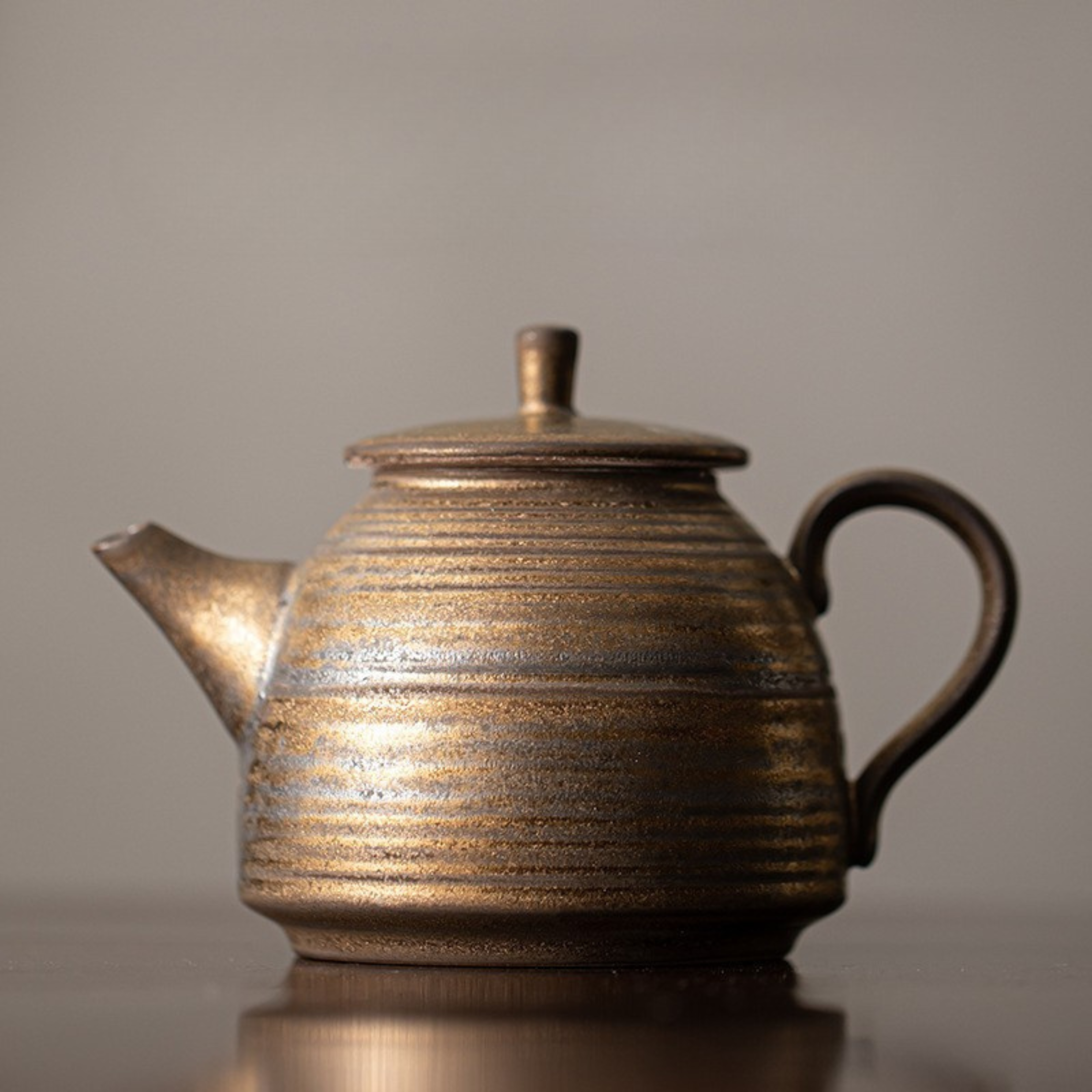 Théière Japonaise en Fonte Antique 300 ml – Bouilloire Artisanale Traditionnelle