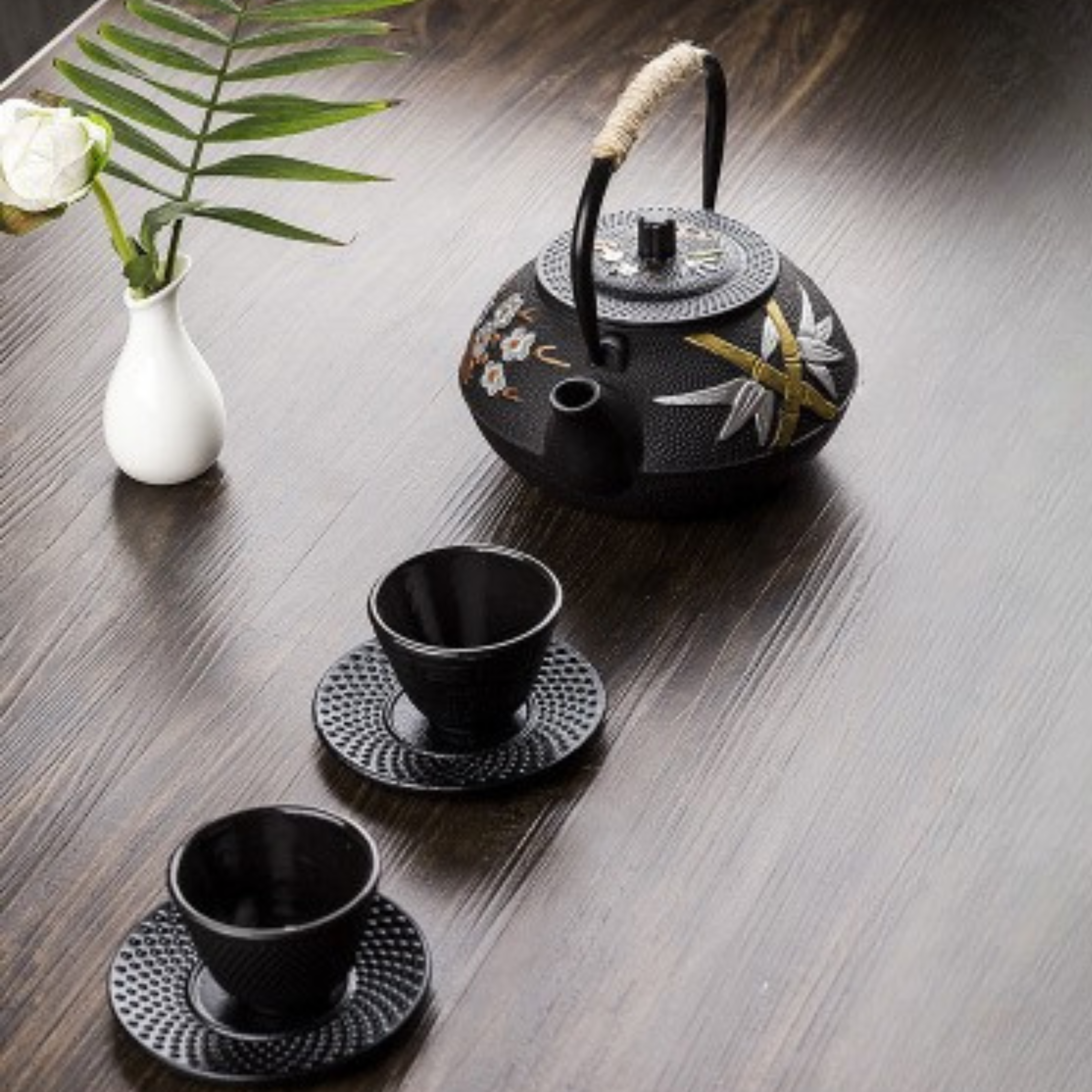 Théière en fonte | Fleur de Sakura – 600 ml avec 2 tasses