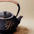 Théière en fonte | Pin de Sagesse